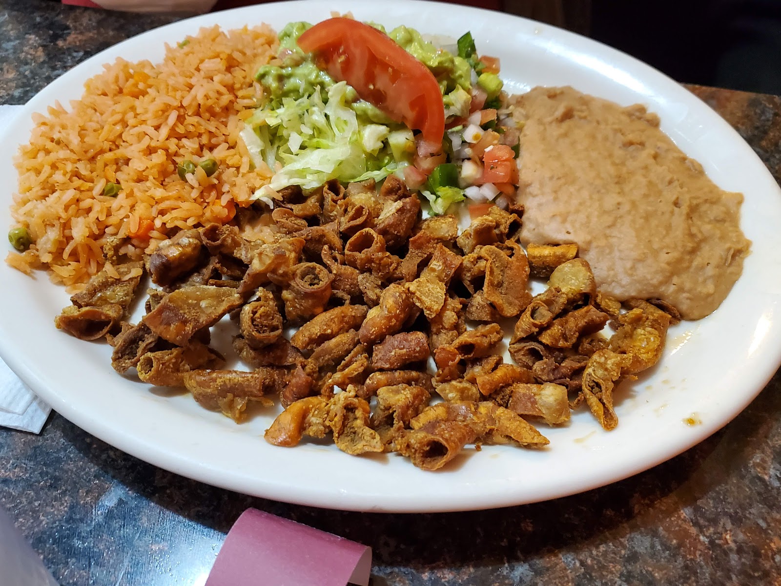 Fresh tortillas and salsa at Bandera Jalisco